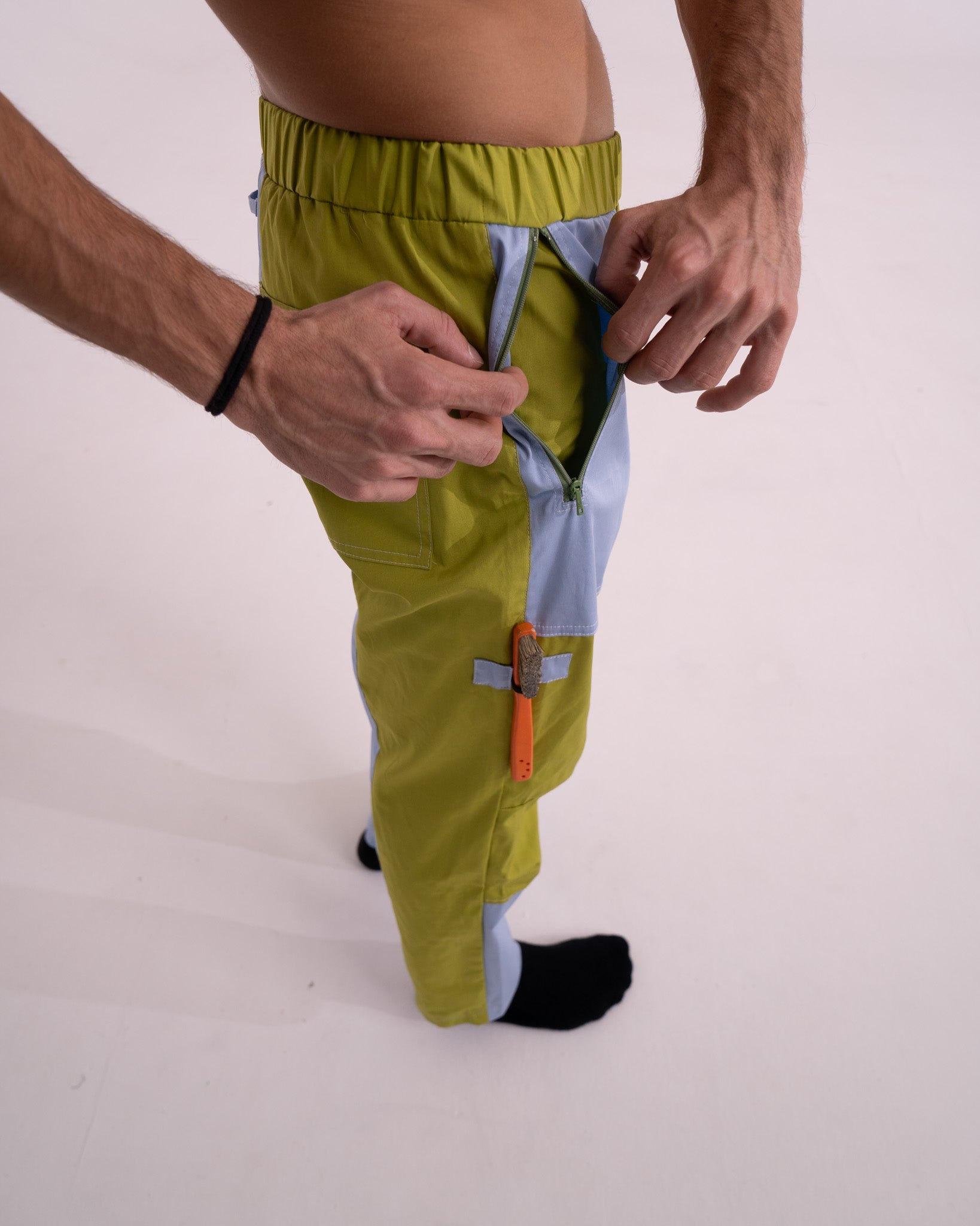 Pantaloni-da-arrampicata-Braghe-FINGER-CRACK-tasca-davanti-B0115-S
